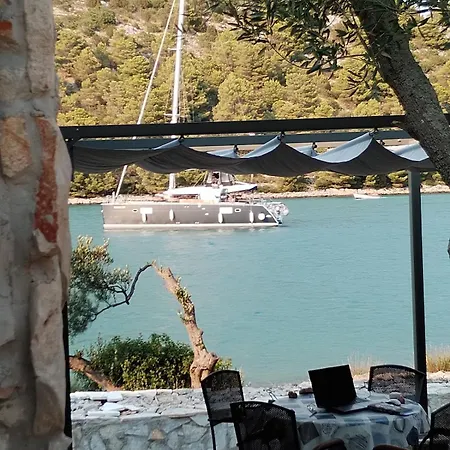 Sali, Dugi Otok & Telascica - Seafront House, Private Island Retreat Sali