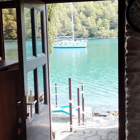 Sali, Dugi Otok & Telascica - Seafront House, Private Island Retreat * Sali