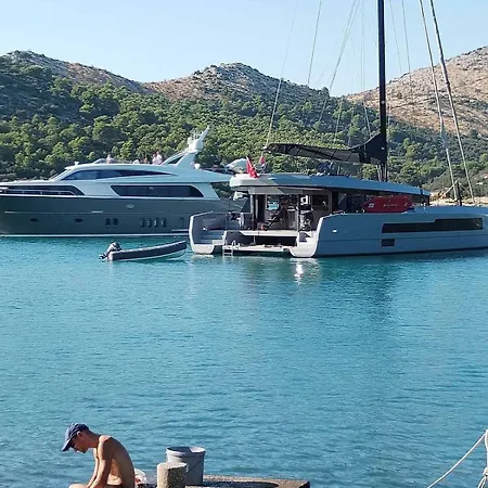 Sali, Dugi Otok & Telascica - Seafront House, Private Island Retreat Semesterbostad