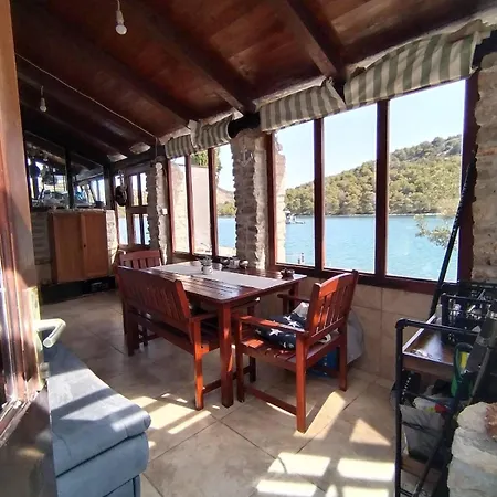 Sali, Dugi Otok & Telascica - Seafront House, Private Island Retreat Sali
