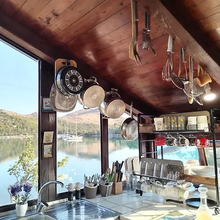 Sali, Dugi Otok & Telascica - Seafront House, Private Island Retreat Semesterbostad Sali
