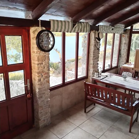 Sali, Dugi Otok & Telascica - Seafront House, Private Island Retreat *