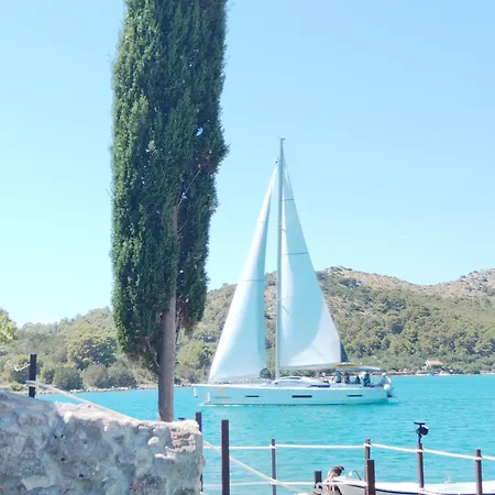 Sali, Dugi Otok & Telascica - Seafront House, Private Island Retreat *